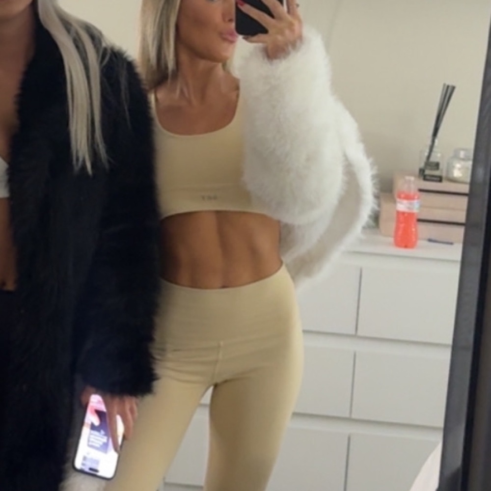 set active tan set